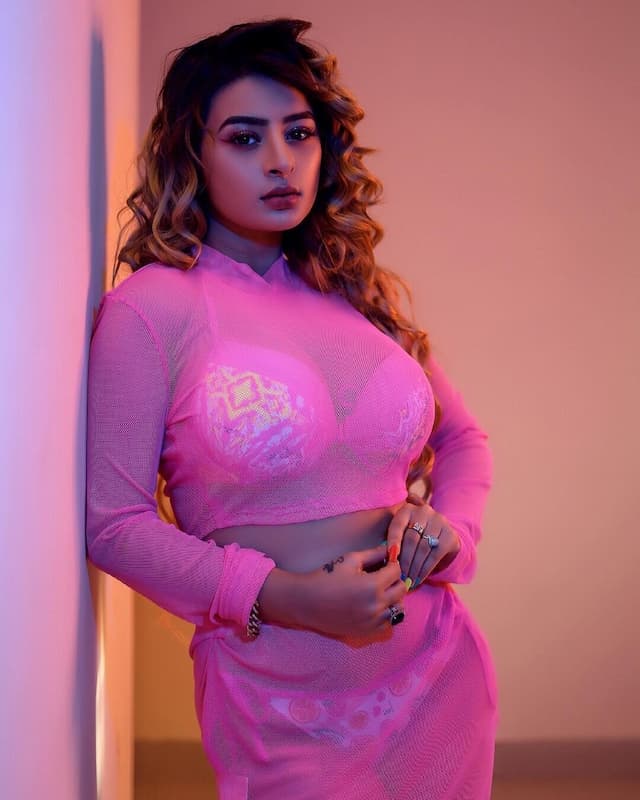 Ankita Dave: Die Besten Profilbilder der Model und Schauspielerin - Image 10