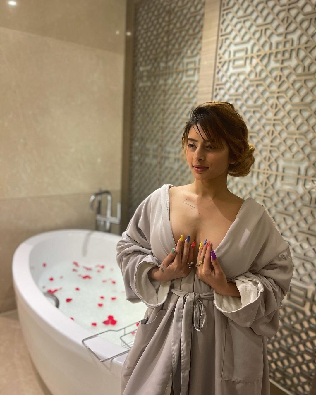 Ankita Dave: Die Besten Profilbilder der Model und Schauspielerin - Image 1