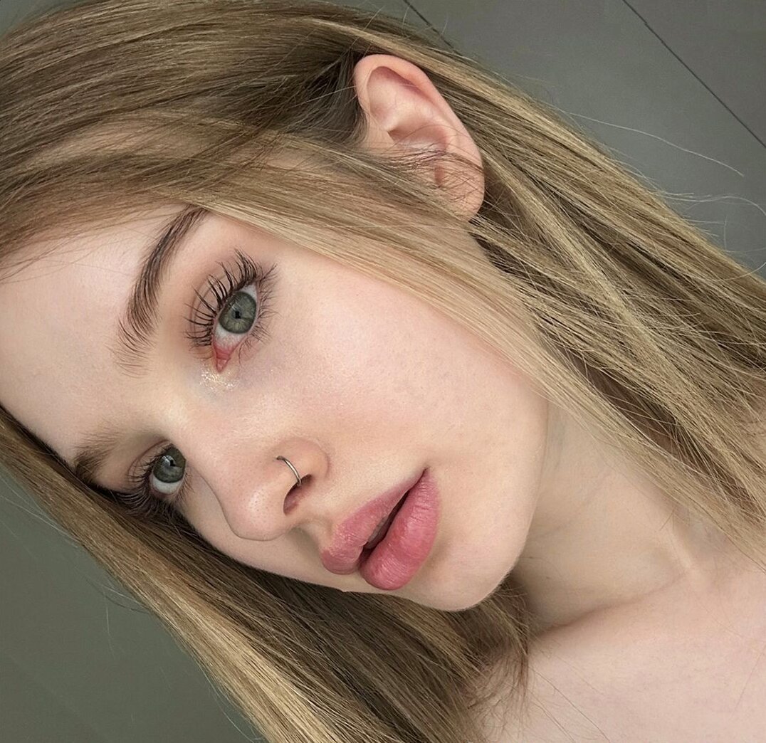 Cumatozz: Les Meilleures Images de Profil de la Modèle et Actrice - Image 6