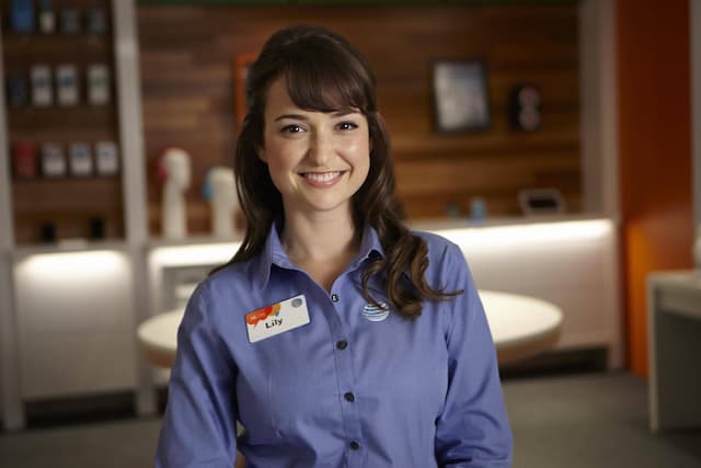 Milana Vayntrub: Les Meilleures Images de Profil de la Modèle et Actrice - Image 3