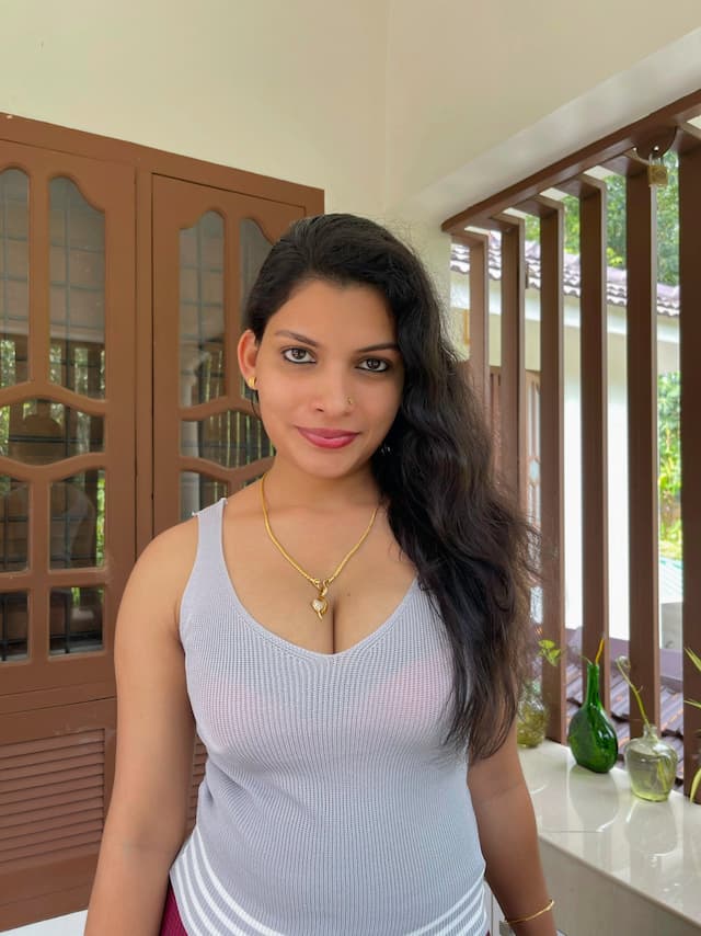 Resmi R Nair: Best Profile Images of the Famous Model and Actress - Image 1